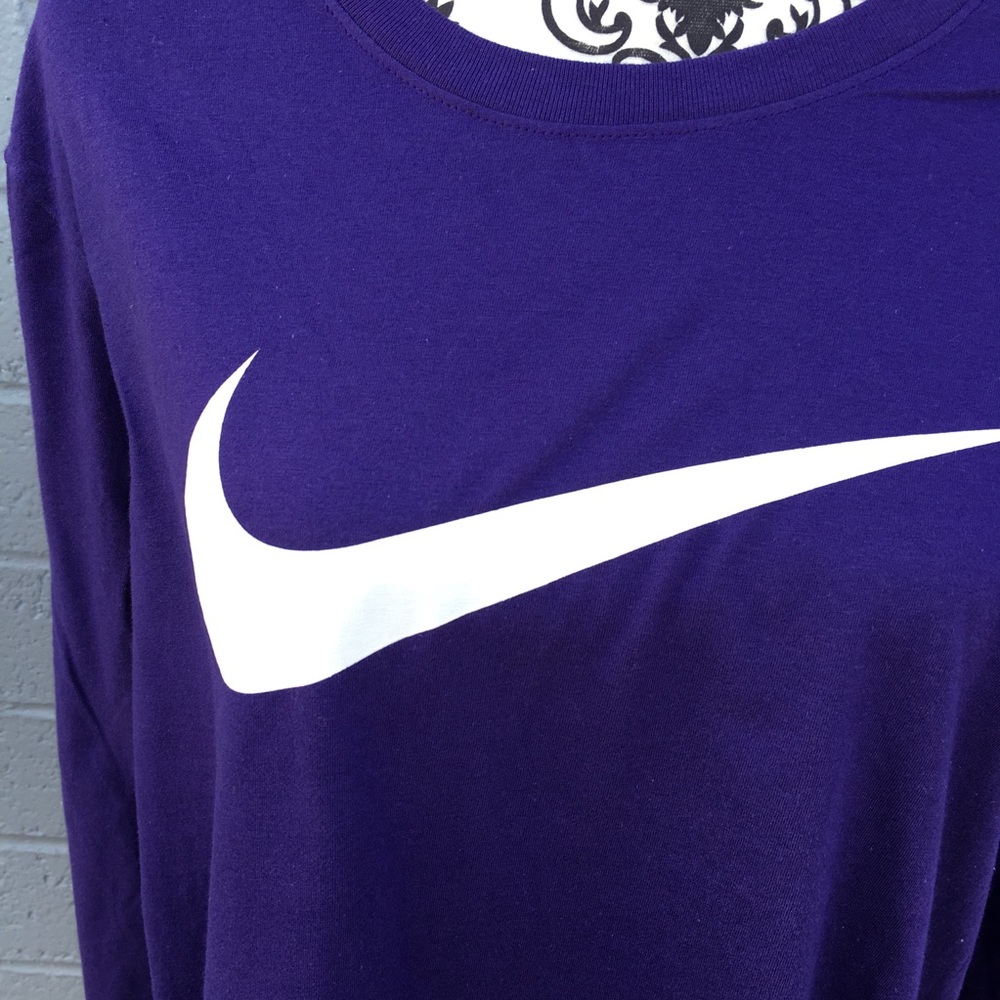 Nike Purple Long-sleeve NWT Shirt - Picture 2 of 5